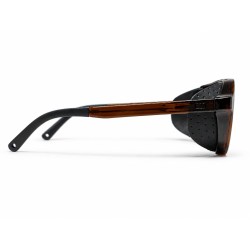 Vue de profil des lunettes LIVIGNO B89 : monture marron transparente et embouts noirs mats