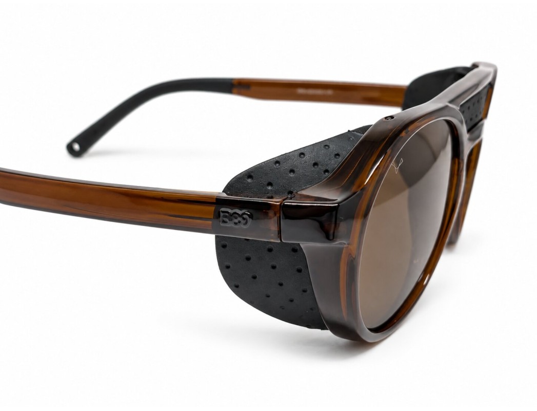 Détail des protections latérales magnétiques amovibles des lunettes LIVIGNO B89