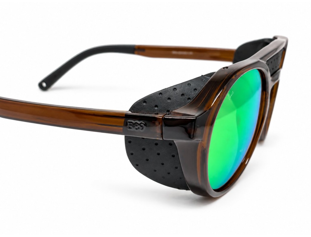 Détail des protections latérales magnétiques amovibles des lunettes LIVIGNO B89